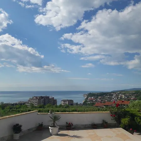 Feriehus Byala Grape House *